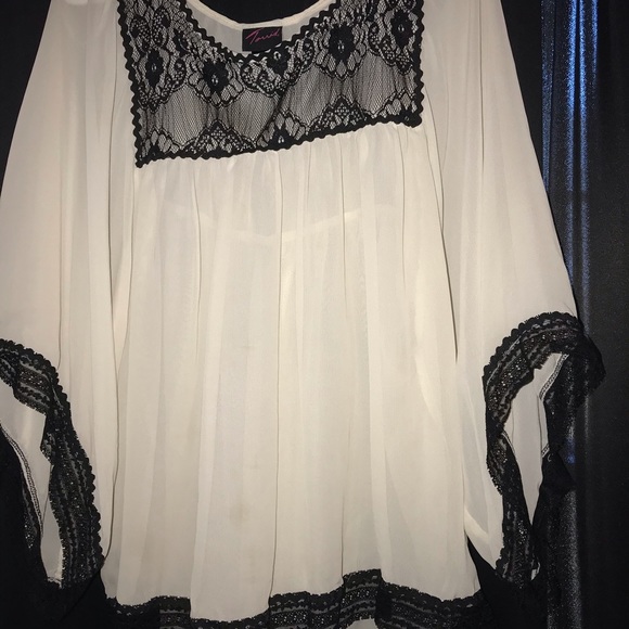 Tunic - Picture 2 of 2